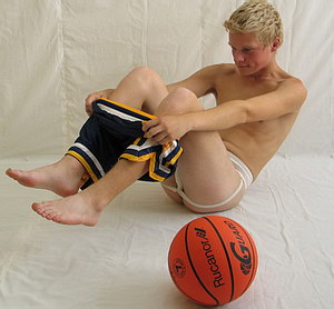 nude cute basketball player